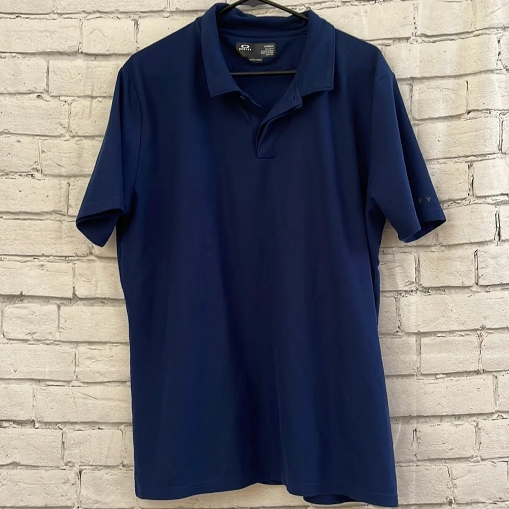 Men’s Oakley short sleeve blue shirt XL